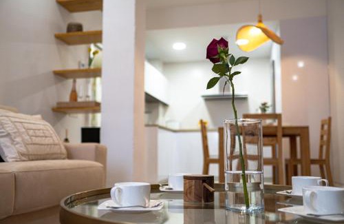 San Felipe Neri Apartamento | AlbertHouse - Lujoso Apartamento en el Centro de Málaga