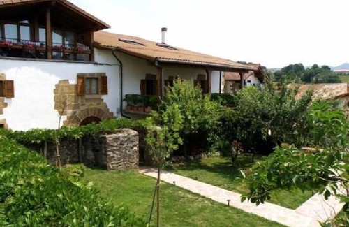 Ultzama Cabaña | Casa rural tradicional en Ultzama: 7 habitaciones dobles con baño y mucho MÁS