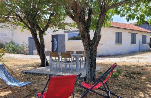 Galgon Casa | Albizia rouge - Gîte de charme à la campagne