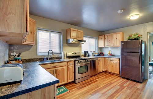 Raynolds Addition Casa | Albuquerque Oasis with Patio, Deck & Gas Grill!