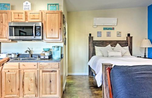North Albuquerque Acres Apartamento | Albuquerque Studio with Shared Pool and Fire Pit!