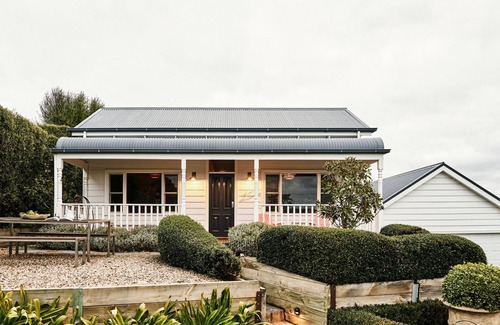 Hepburn Springs Casa | Alchemy House- 3 bed, firepalce with fanastic views