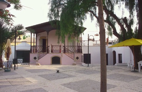 Se Casa | 'Alcova do Arco' inside IX century City Walls at Old Town nearby 4 islands