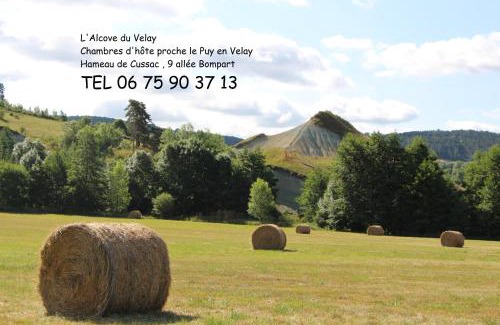 Polignac Cama Y Desayuno | Alcove Du Velay