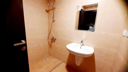 Village Road Apartamento | Aldau heights maroo