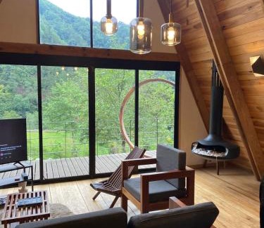 Jimenez Chalet De Esquí | Aldea KilTik