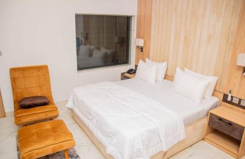 Abuja Apartamento | Alder studio Apt+Gym+Snooker board. Rhodabode Nile