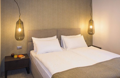 Brda Cama Y Desayuno | Aldilà Rooms Apartment Vacation House