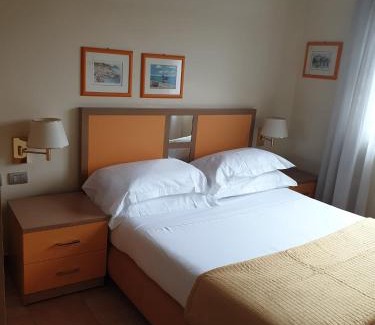 Zona XXX Castel Fusano Apartamento | Ale's residence