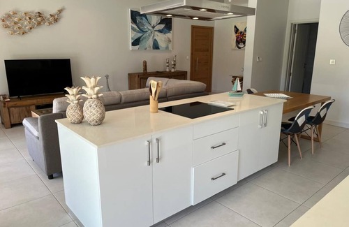 Pointe aux Canonniers Apartamento | Alea : Luxury 2 bedroom/bathroom apartment close to the beach