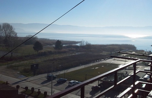 Struga Apartamento | Aleandro Lakeview nCharming 1-bedroom apartment with AC, WiFi in fabulous Struga