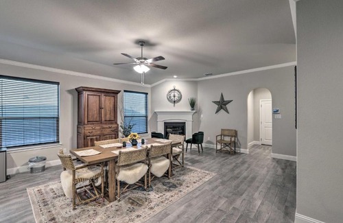 Parker County Casa | Aledo Home Covered Patio and Yard, Near Fort Worth!