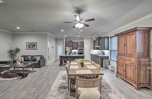Parker County Casa | Aledo Home: Covered Patio & Yard, Near Fort Worth!