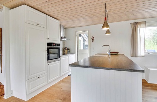 Henne Casa | "Aleko" - 2.5km from the sea by Interhome