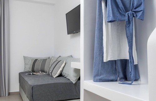 Naxos Town Hotel | Alenor City Hotel