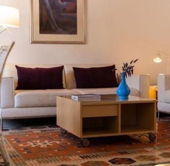 Hydra Casa | Alethea House