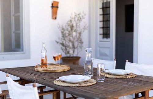 Hydra Casa | Alethea House