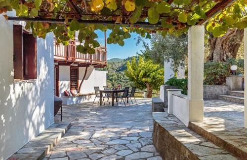 Skopelos Villa | Aletri Pool Cottage