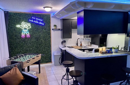 Lynwood Apartamento | "ALEXA BOOK VACATION HOME"