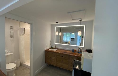 Old Town Casa | Alexander Palms Court - No Hidden Resort Fees!