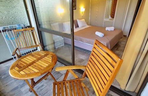 Melikia Apartamento | Alexandra Apartment 13