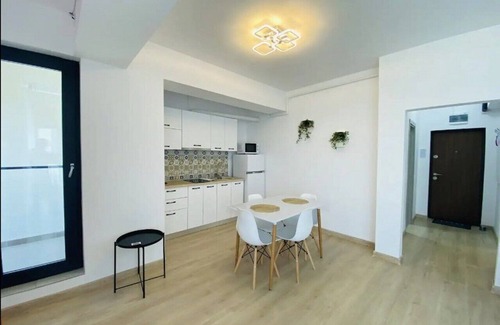 Navodari Apartamento | Alezzi Yaht Apartment With Sea View Near The Beach