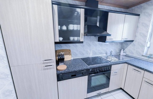 Stuttgart Apartamento | ALFA Stuttgart 3BR 6people Bosch/Porsche INET WIFI