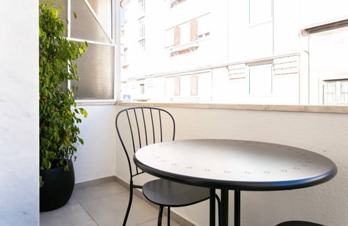 Santa Engracia Apartamento | Balcón soleado | Vista al río | Centro Histórico ☀☀☀