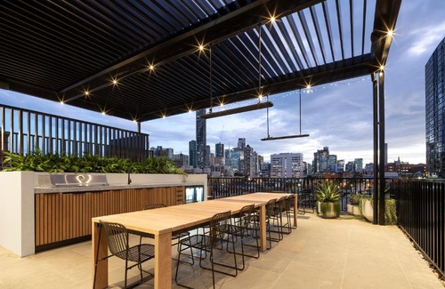 Fortitude Valley Apartamento | Alfred & Turner Apartments, Luxury 2 Bedroom Condos in the heart of the Valley