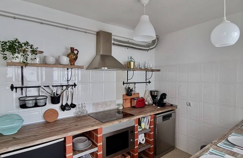 Silves Casa | Algarve house, sun, terrace, views and barbecue