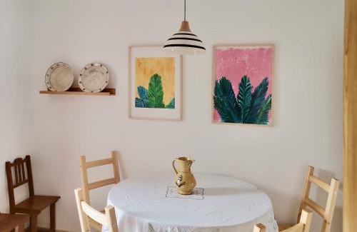 Silves Casa | Algarve house, sun, terrace, views and barbecue