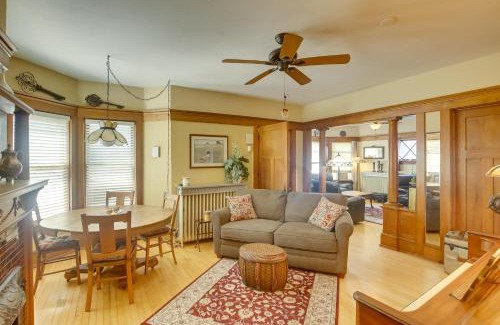 Algoma Casa | Algoma Victorian - Steps to Lake Michigan!