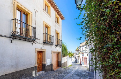 Albaicin Casa | Stunning 4 bedroom house in Albaicin. Alhacaba