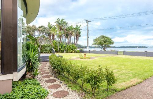 Blackpool Casa | Alhambra - Stay Waiheke