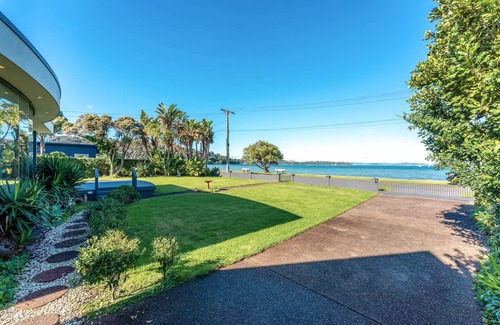 Blackpool Casa | Alhambra - Stay Waiheke
