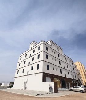 Al Hamra Apartamento | Alhamra Arc
