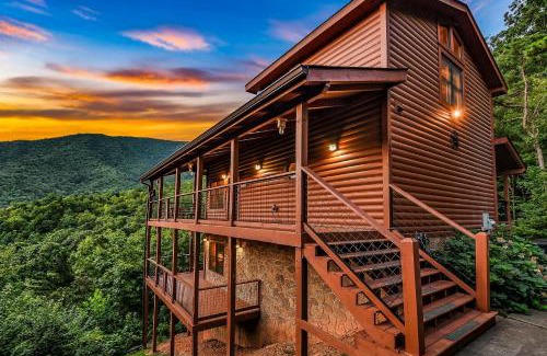 Gatlinburg - Pigeon Forge Casa | Ali's Dream cabin