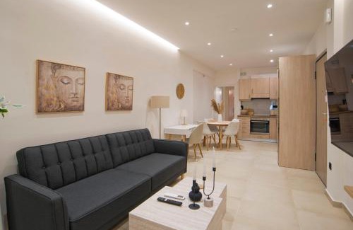 Athens Apartamento | Aliki Spacious, Fully Reno 2BA Apartment