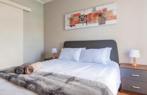 Greater Johannesburg Metropolitan Area Apartamento | Alimama Spaces: Manson's Bedford Haven