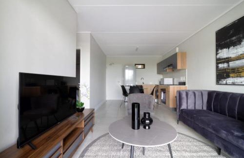 Boksburg Apartamento | #AlimamaSpaces Pano's Greenpark