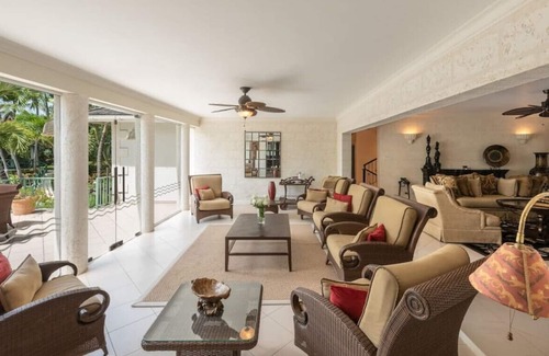 Halcyon Heights Casa | Aliseo · Stunning & Rare Ultra Luxury Beachfront Villa