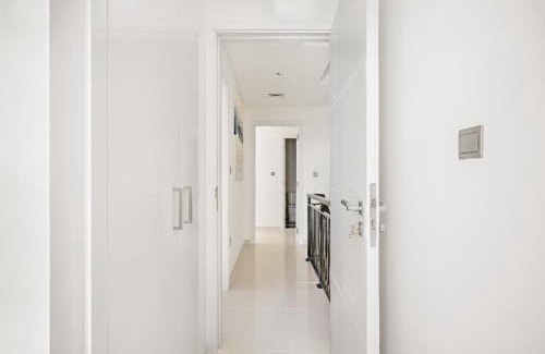 Dubai Villa | Aliving Luxury 3BR Villa With Maid Room Damac Hills 2