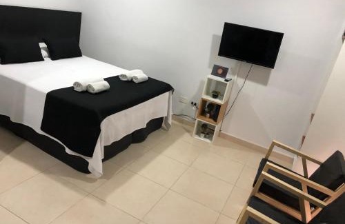 Ciudad Jardin Lomas del Palomar Apartamento | ALIWE (A 300 metros del Aeropuerto El Palomar)