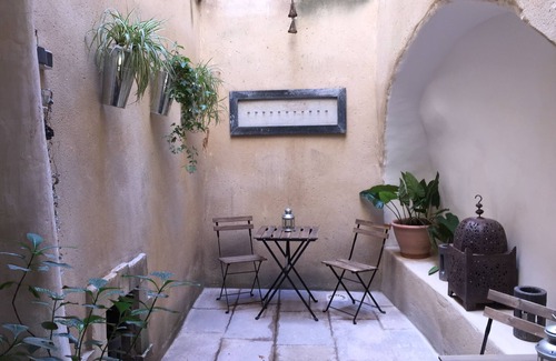 Barjac Apartamento | alizé-Apartamento-Familiar-Baño con bañera-Vista a la Calle