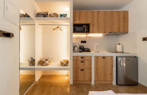 Kontos Apartamento | Alkis guest house, super close to sea and restaurants