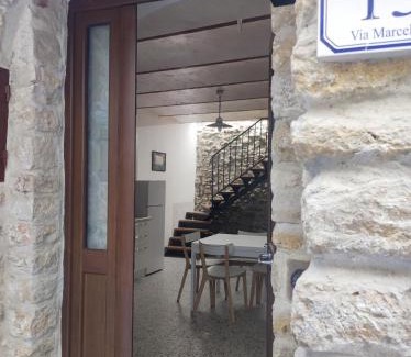 Acerenza Apartamento | All'Arco Casa Vacanza