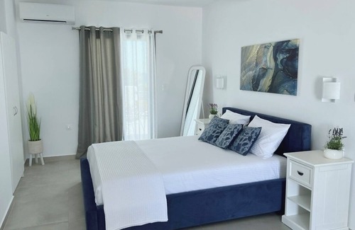 Ampelas Condominio | All Blue Suites