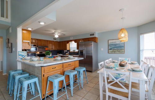 Pointe San Luis Casa | All Decked Out- 5 Decks with Beach & Bay Views