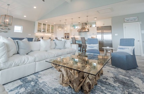 Port Aransas Casa | All Decked Out | Private Pool, Hot Tub, Game Room