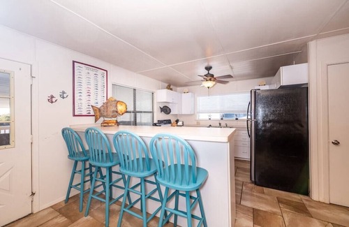 Matagorda Casa | All Decked Out - Spacious Home with Fabulous River Views